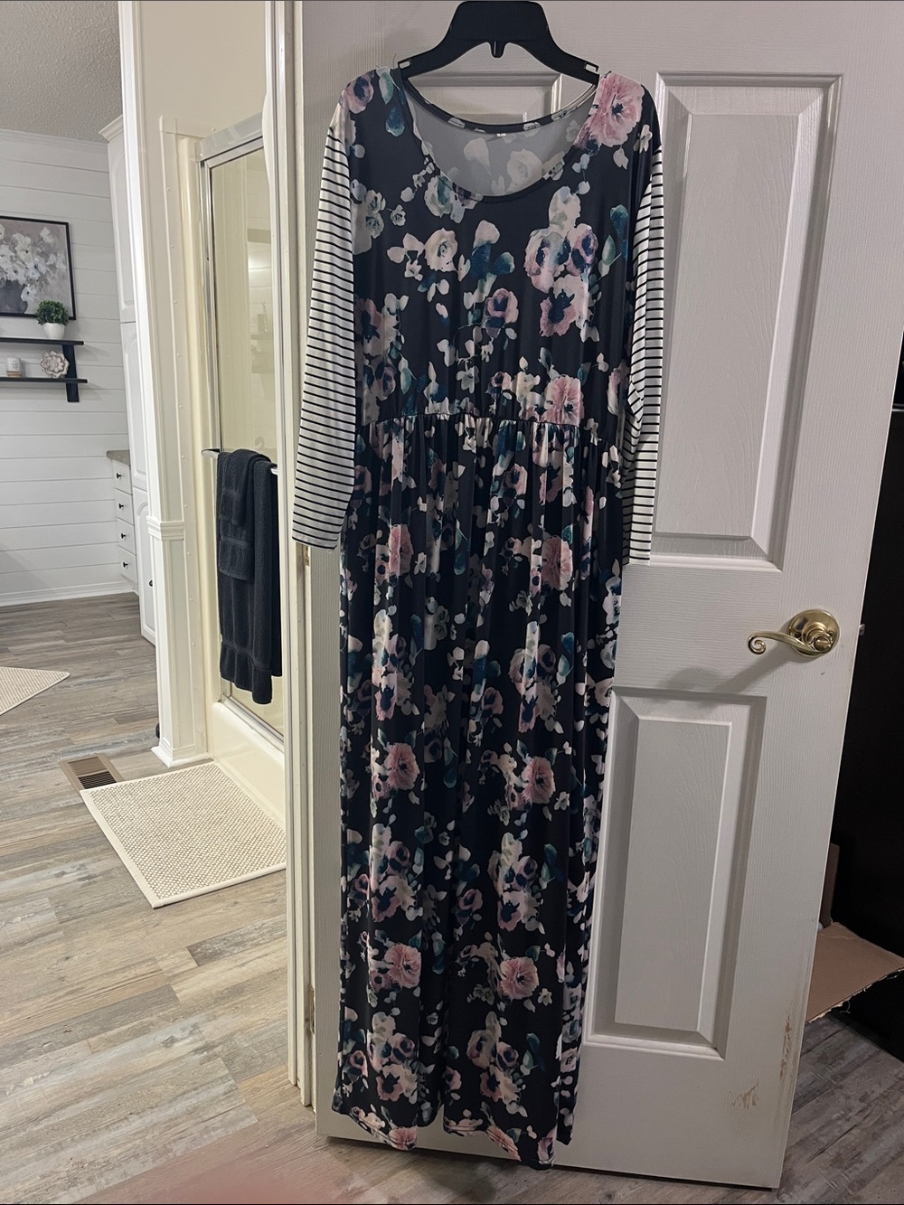 Striped-Sleeve Floral Maxi Dress — Black with Pink Floral
